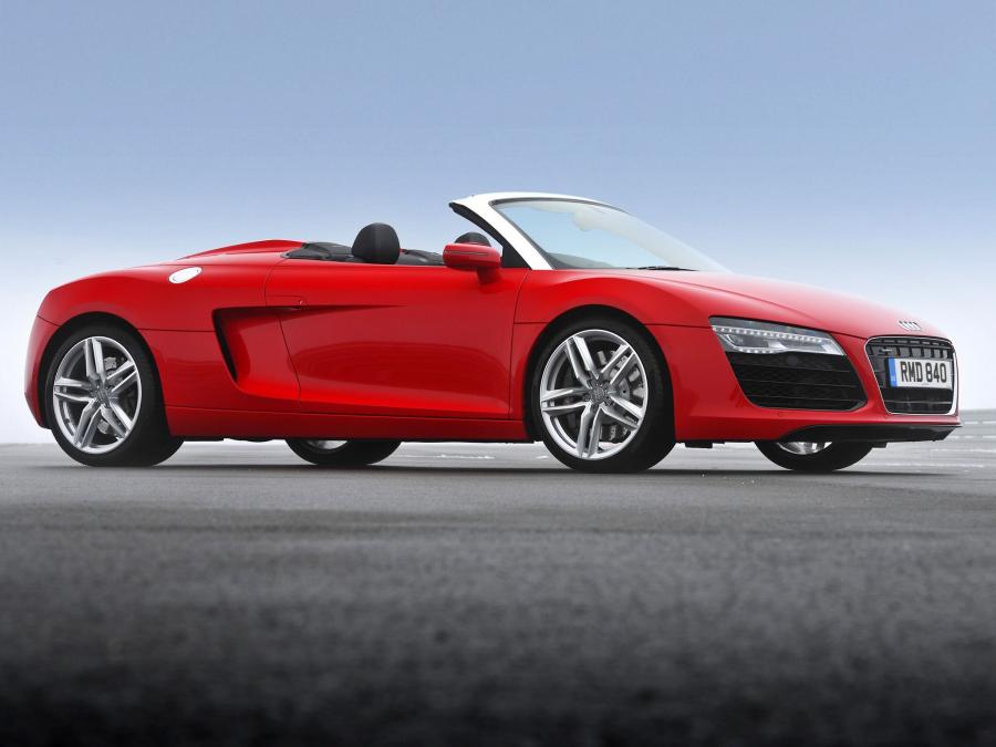  Audi R8 Spyder 2013 года  (UK) (фото 6 из 16)